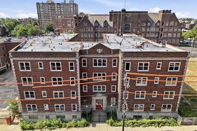 237 S 48TH ST + 4710 LOCUST ST