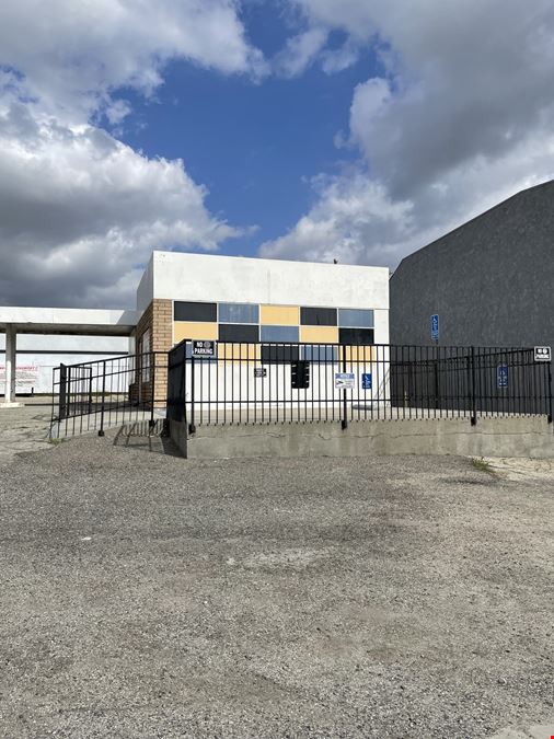 Beaumont Prime Retail Signalized Corner