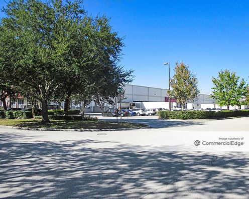 Crossroads Business Park V
