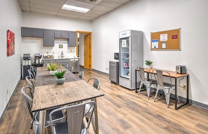 Soundcrest Fremont LLC - Overlake Workspace