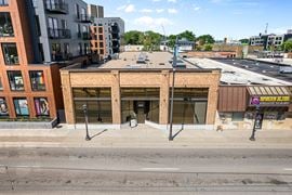 2375 University Ave W
