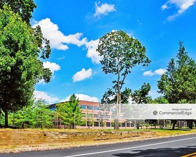7 Giralda Farms