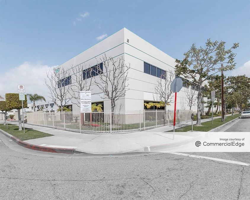 International Business Center 420 Hindry Avenue, Inglewood, CA
