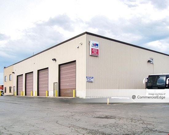 700-770 Larsen Lane & 753-767 Gasoline Alley