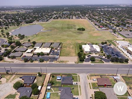 Commercial space for Sale at 8902 University Ave  in Lubbock