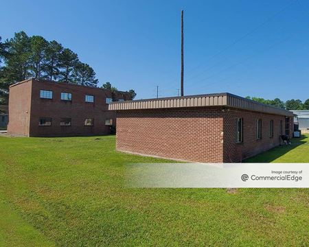 Commercial space for Rent at 2200 Congaree Drive in Cayce