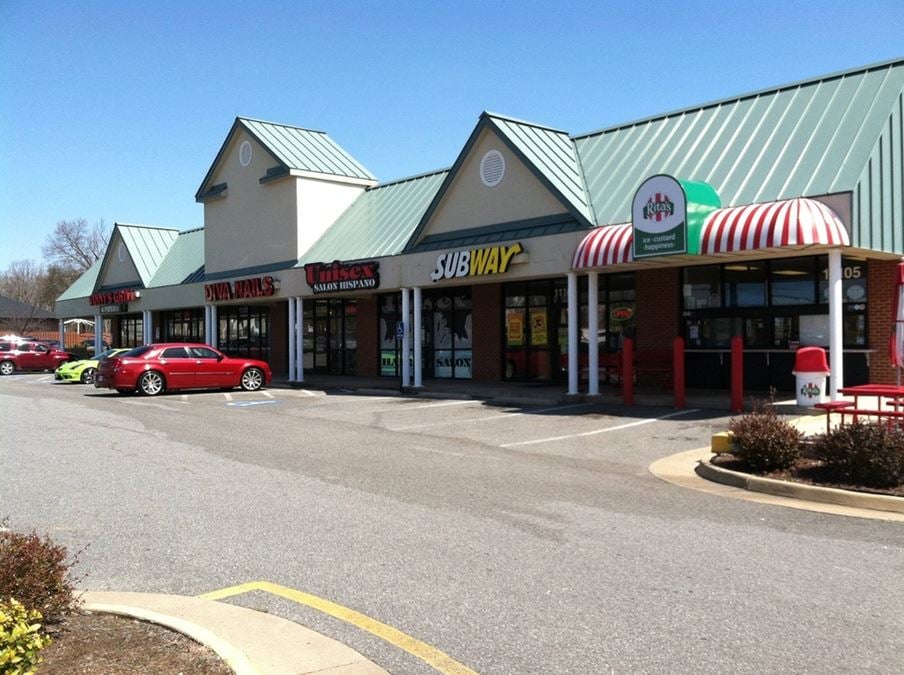 Leavells Road Shopping Center 11105 Leavells Rd, Fredericksburg, VA