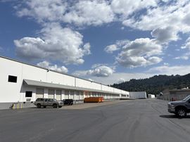 Distribution Warehouse for Lease
