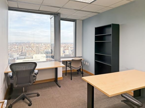 PA, Philadelphia - One Liberty Place