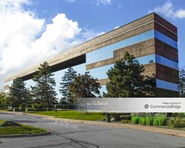 Crossroads Corporate Center - 20800 Swenson Drive