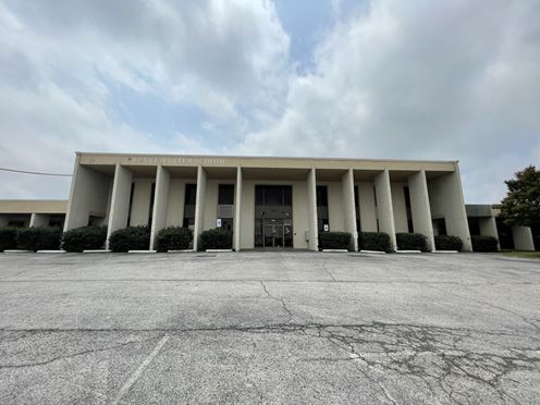 2800 W Kingsley Rd