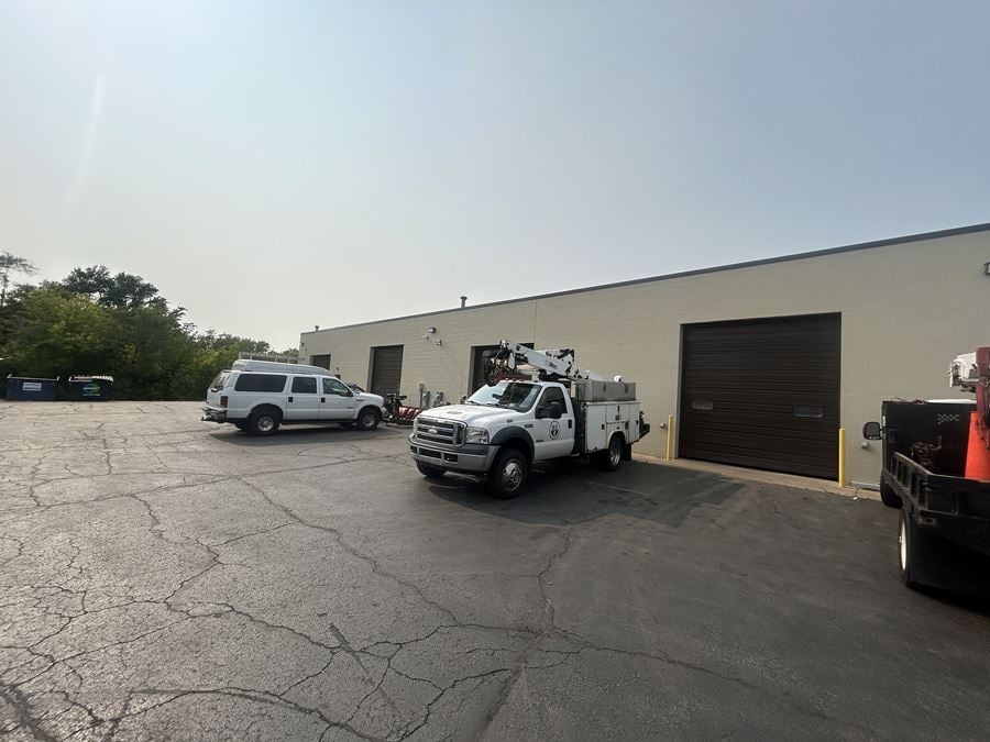 1000 Commerce Dr.,