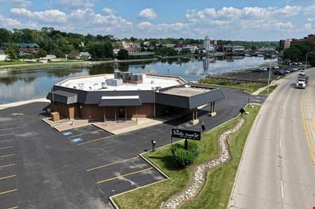 Retail space for Sale at 320 N. 2nd Street in Saint Charles