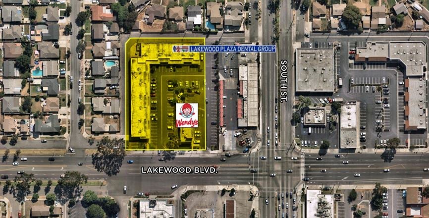 Lakewood Plaza