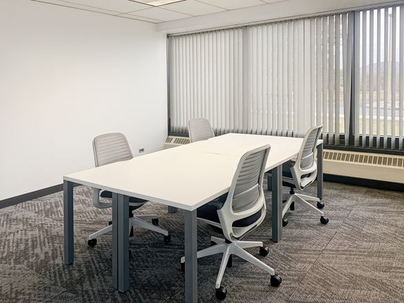 Regus - Hampton - Frontage Rd