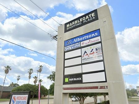 Retail space for Rent at 15222 George Oneal Rd in Baton Rouge