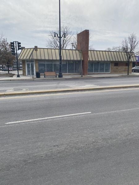 Photo of commercial space at 4835 dempster in Skokie