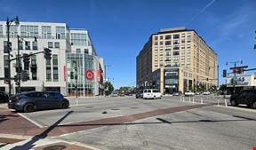 4817-4819 W Irving Park Rd