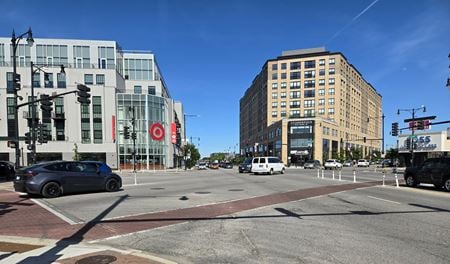 Retail space for Sale at 4817-4819 W Irving Park Rd in Chicago