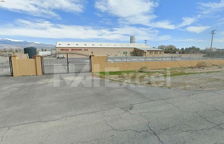 Commercial space for Sale at 5051 Oakridge Avenue in Pahrump