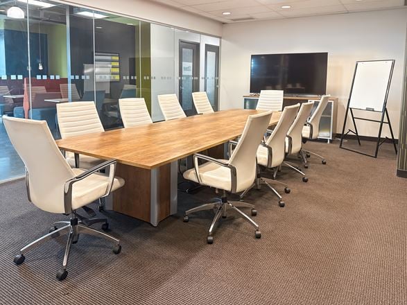 Regus - Burnaby - Solo District