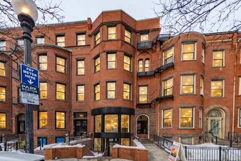 297 Newbury Street