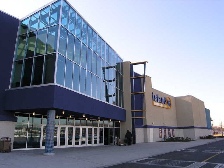 Island 16 Cinemas Shopping Center