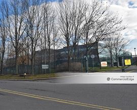 100 Nassau Park Blvd