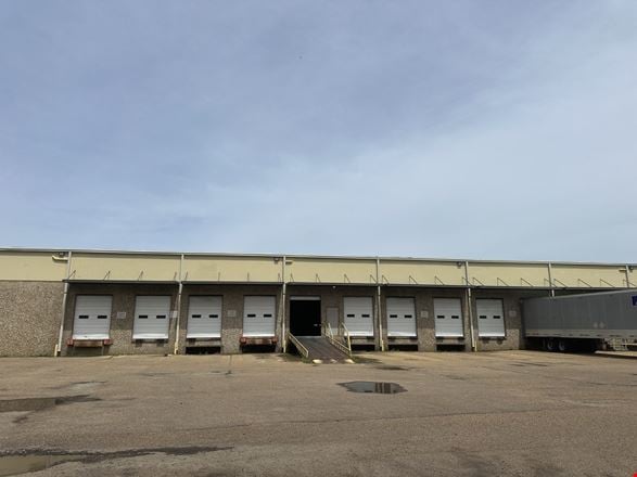545 Ford Ave - Functional Warehouse/Distribution Space
