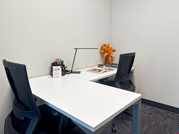 Regus - Brentwood - Summit View Drive