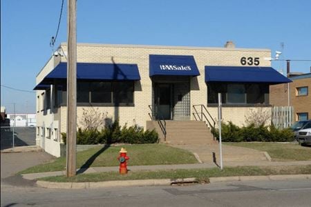 Photo of commercial space at 635 Fairview Avenue North in Saint Paul