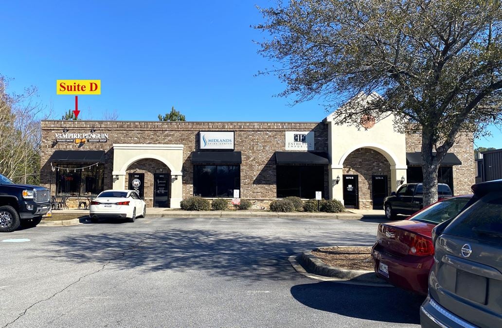 1,250+/- SF Retail Space