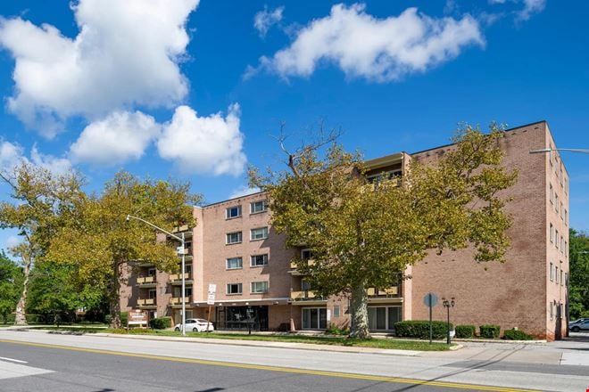 Windsor House Apartments | 61 Units | $696K In-Place NOI | $732K Projected NOI