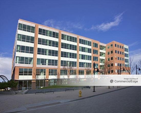 One Lincoln Station