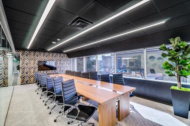 Lucid Private Offices - Lucid Private Office Mockingbird Station
