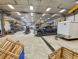 ±9,968 SF Industrial Shop | ±4.83 Acre Fenced Yard