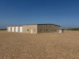 South Texas Industrial Facility with Wash-Bay