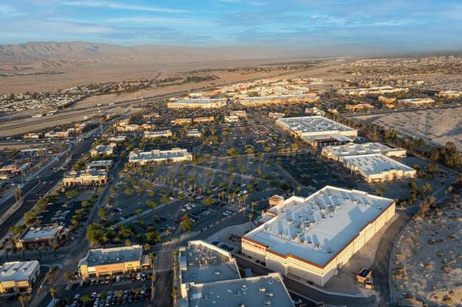 ± 63,909 SF Investment Opportunity