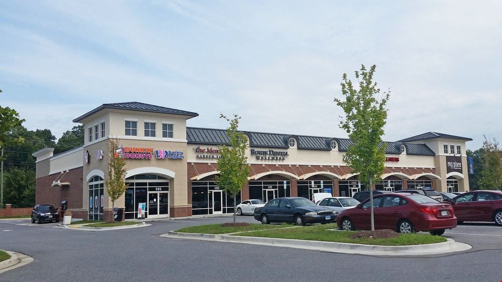 Hall Station Village Center