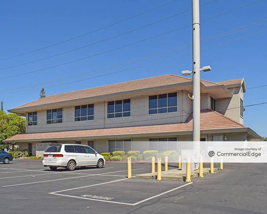 Watt-Fair Oaks Professional Center