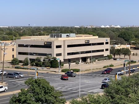 Office space for Rent at 2424 50th Street in Lubbock