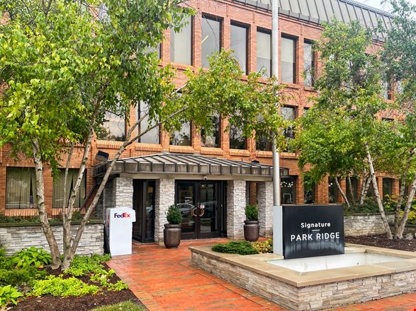 Signature - Chicago - Park Ridge