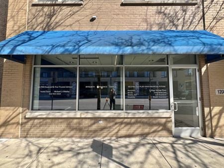 Retail space for Rent at 1208 West Taylor Street in Chicago