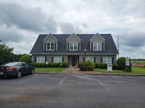 1026 Twelve Oaks Circle