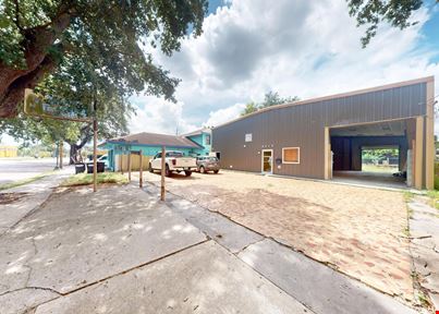 6030 St Claude Ave