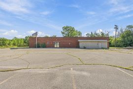 4858 S Clifton Ave