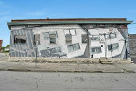 1069 W Broad St