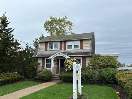 Office space for Sale at 8 Manor Rd in Smithtown