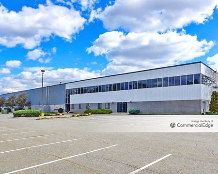 Industrial space for Rent at 550 Meadowlands Pkwy in Secaucus