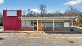 4698 Augusta Rd